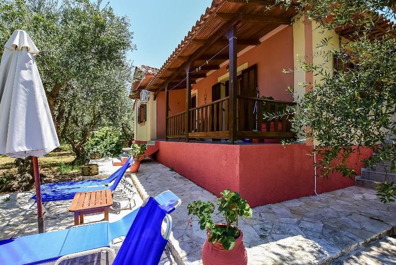 Porto Giardino Apartments Psarou  Экстерьер фото