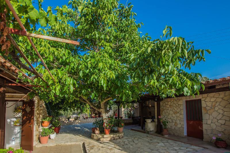 Porto Giardino Apartments Psarou  Экстерьер фото