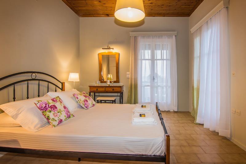 Porto Giardino Apartments Psarou  Экстерьер фото