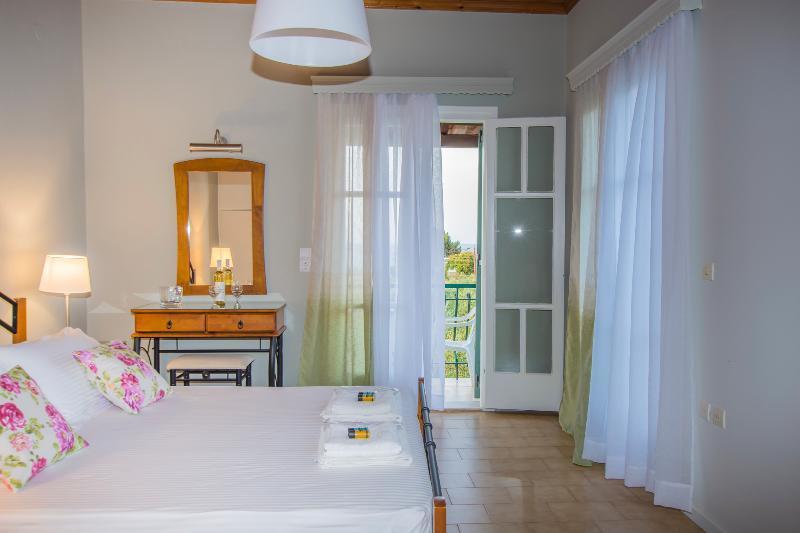 Porto Giardino Apartments Psarou  Экстерьер фото